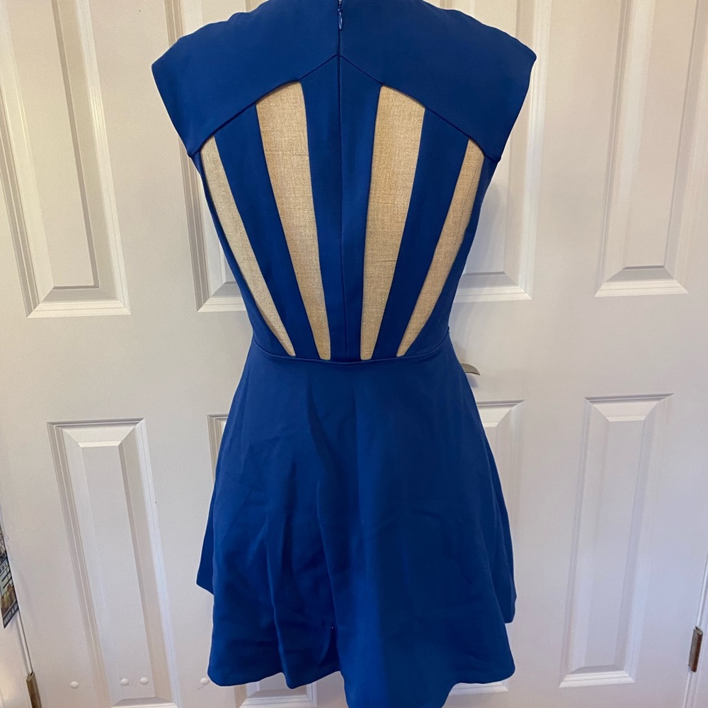 Dramatic Open Back Blue Dress - Picture 4 of 4